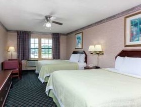 Days Inn by Wyndham Holladay