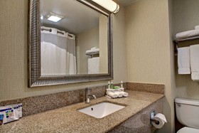 Holiday Inn Express Hurricane Mills (Waverly)