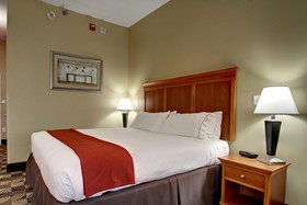 Holiday Inn Express Hurricane Mills (Waverly)