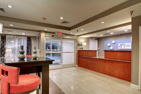 Holiday Inn Express Hurricane Mills (Waverly)