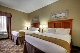 Holiday Inn Express Hurricane Mills (Waverly)