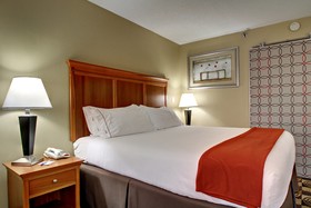 Holiday Inn Express Hurricane Mills (Waverly)