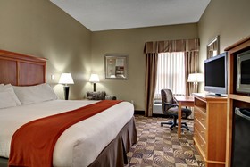 Holiday Inn Express Hurricane Mills (Waverly)