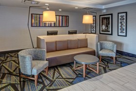 Holiday Inn Express Hotel & Suites Jackson Northeast