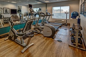 Holiday Inn Express Hotel & Suites Jackson Northeast