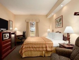 Howard Johnson by Wyndham Jackson