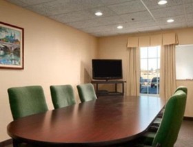 Howard Johnson by Wyndham Jackson