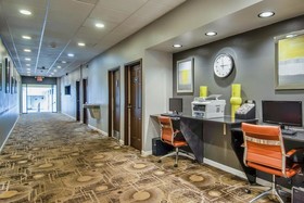 Days Inn & Suites by Wyndham Johnson City