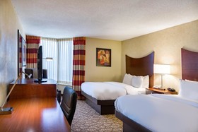 DoubleTree by Hilton Hotel Johnson City