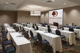 DoubleTree by Hilton Hotel Johnson City