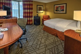 DoubleTree by Hilton Hotel Johnson City