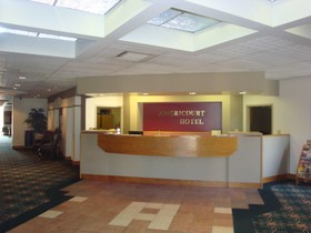 Americourt Hotel & Conference Center