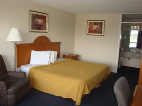 Americourt Hotel & Conference Center