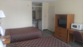 Americourt Hotel & Conference Center