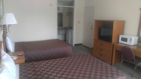 Americourt Hotel & Conference Center