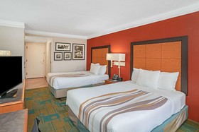 La Quinta Inn & Suites by Wyndham Kingsport TriCities Airpt