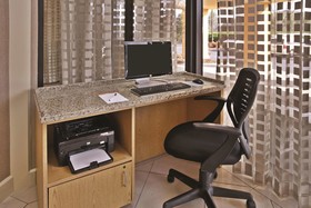 La Quinta Inn & Suites by Wyndham Kingsport TriCities Airpt