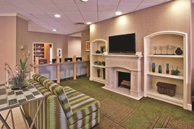 La Quinta Inn & Suites by Wyndham Kingsport TriCities Airpt