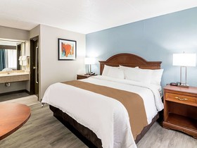 Quality Inn Knoxville