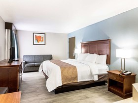 Quality Inn Knoxville