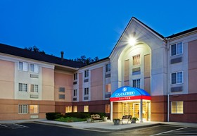 Sonesta Simply Suites Knoxville