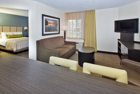 Sonesta Simply Suites Knoxville