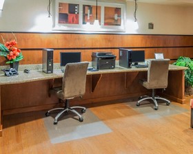 Comfort Suites North