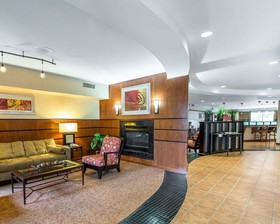 Comfort Suites North
