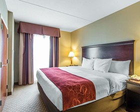 Comfort Suites North