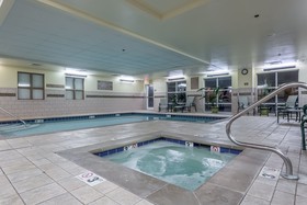 Country Inn & Suites by Radisson, Knoxville at Cedar Bluff, TN