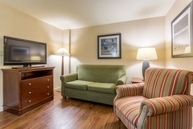 Country Inn & Suites by Radisson, Knoxville at Cedar Bluff, TN