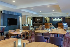 Courtyard Knoxville Cedar Bluff
