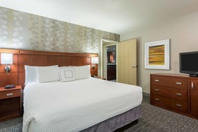 Courtyard Knoxville Cedar Bluff