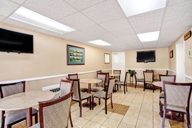 Days Inn by Windham Knoxville West