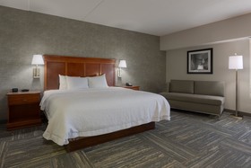 Hampton Inn and Suites Downtown Knoxville