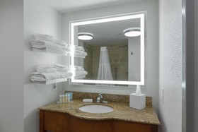 Hampton Inn and Suites Downtown Knoxville