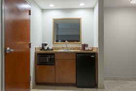Hampton Inn and Suites Downtown Knoxville