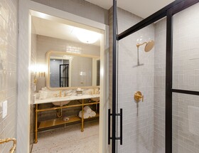 Hotel Cleo
