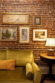 Hotel Cleo