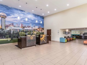 La Quinta Inn & Suites by Wyndham Knoxville Papermill