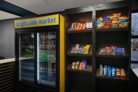 La Quinta Inn & Suites by Wyndham Knoxville East