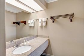 Super 8 by Wyndham Knoxville East