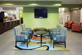 La Quinta Inn & Suites by Wyndham Lebanon