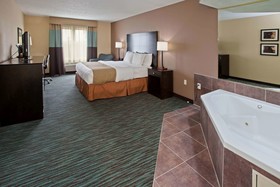 La Quinta Inn & Suites by Wyndham Lebanon