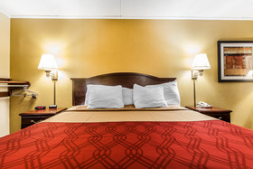 Econo Lodge Lenoir City