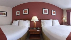 Holiday Inn Express Hotel & Suites Manchester - Conference Center (Tullahoma)