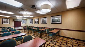 Best Western Plus Galleria Inn & Suites