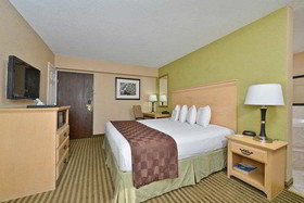 Best Western Plus Galleria Inn & Suites