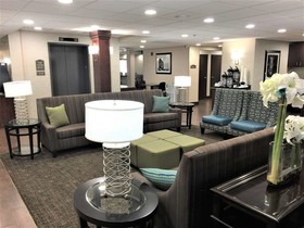 Best Western Plus Galleria Inn & Suites