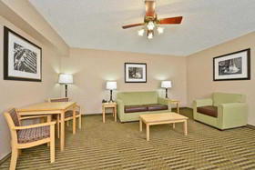 Best Western Plus Galleria Inn & Suites